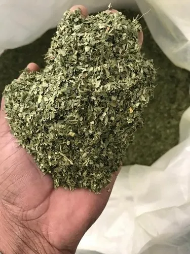 Curry Leaves Chopped/Granules